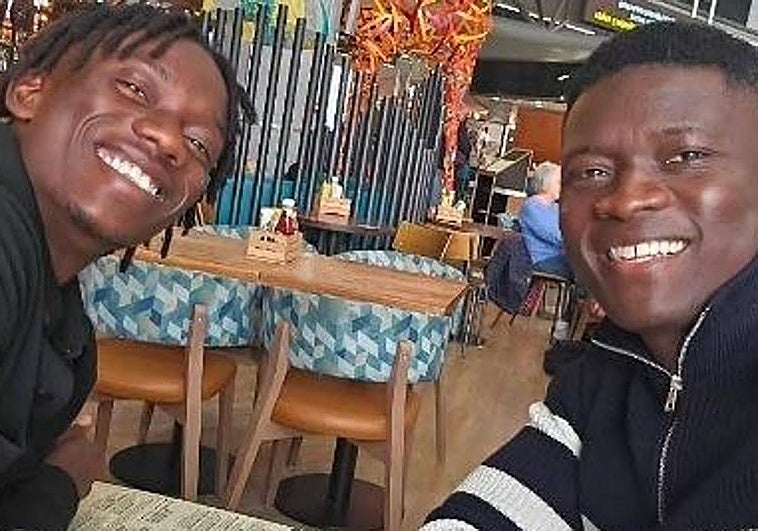 Faye aterriza en Lisboa para cerrar de una vez su traspaso al Sporting