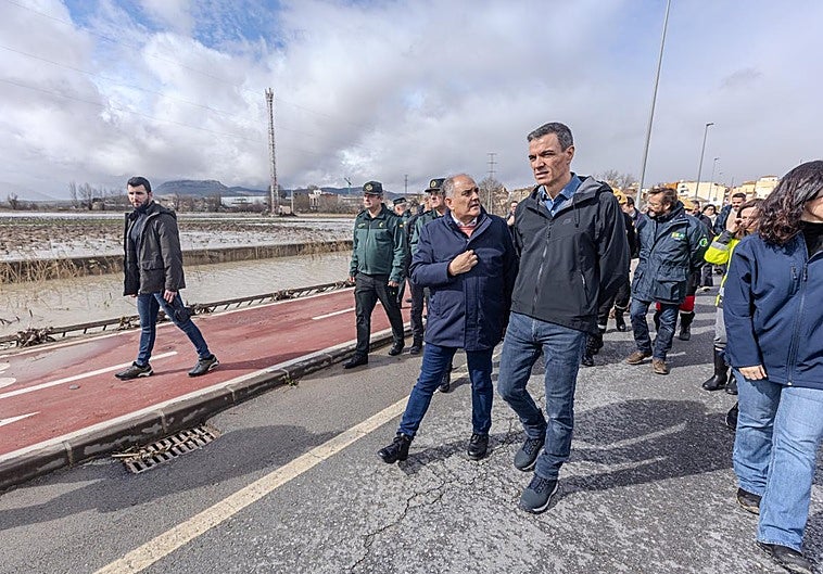 Pedro Sánchez en Huétor Tájar: «Vamos a valorar los daños y poner en marcha todos los mecanismos para ayudar»