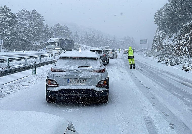 Crudo invierno en Granada: aviso naranja por nevadas y lluvias en las próximas horas