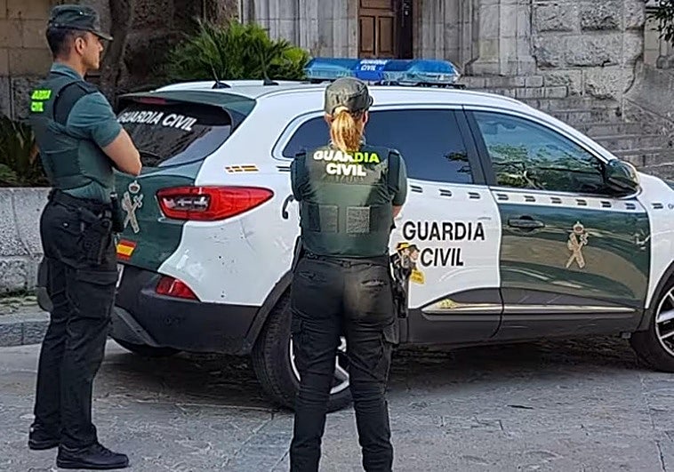 La actuación heroica de una guardia civil en prácticas salva la vida de una mujer accidentada en Otura