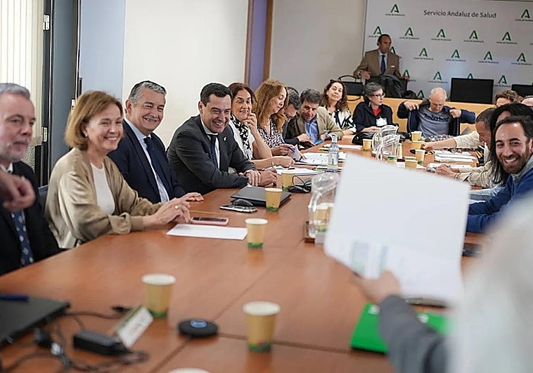 La Junta desactiva en la antesala electoral el principal conflicto del Servicio Andaluz de Salud