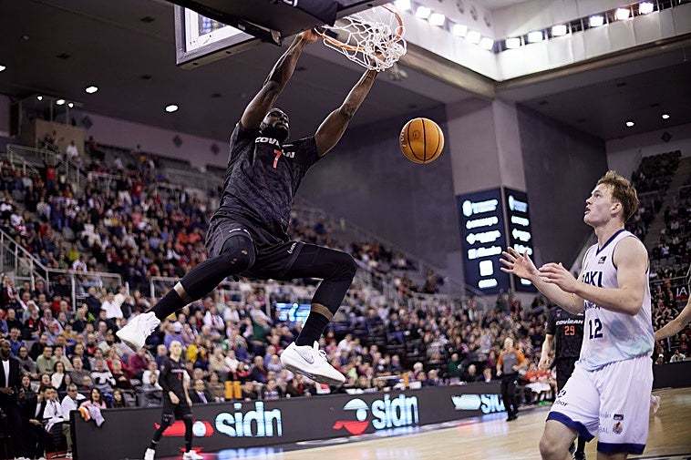 El entusiasmo empuja al Covirán en un día con cuentas pendientes