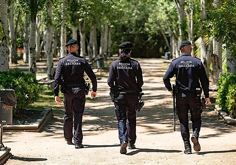 Detenido por masturbarse en plena calle delante de menores en el barrio granadino de Bola de Oro