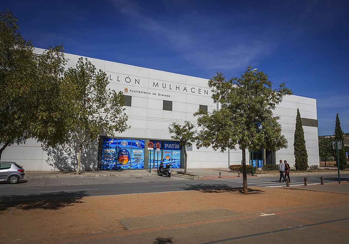 El empresario Ramón Arenas reclama al Ayuntamiento el cese comercial en la parcela del pabellón Mulhacén