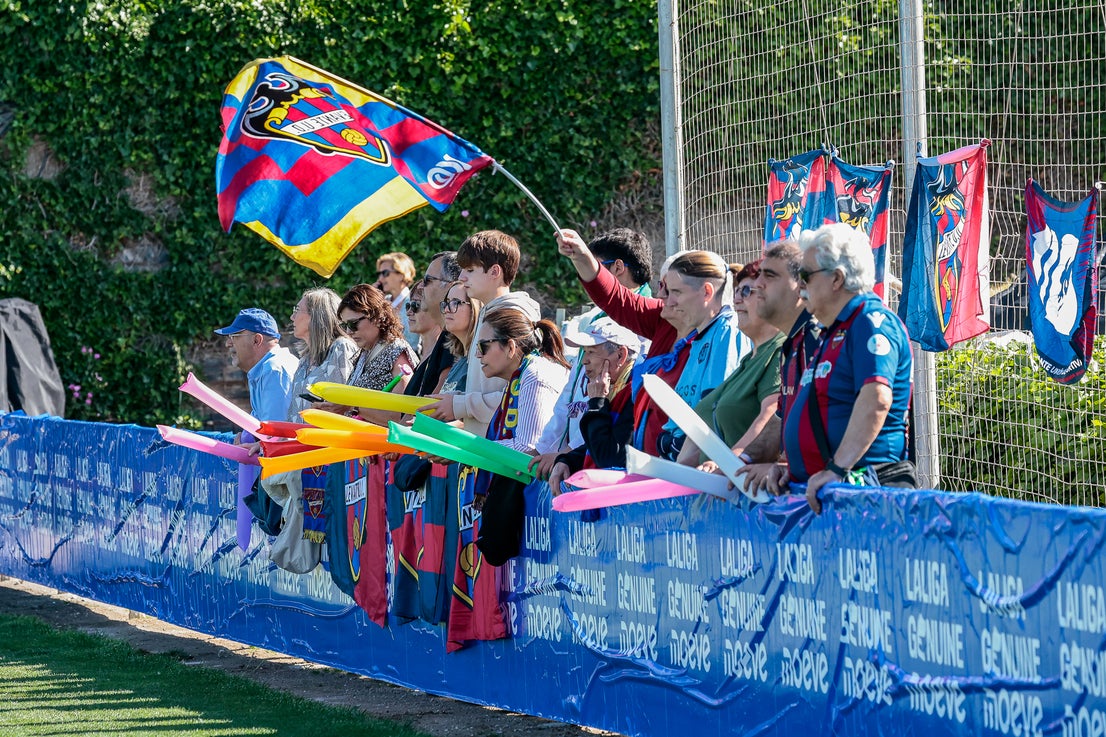 Todas las imágenes de Liga Genuine en Granada