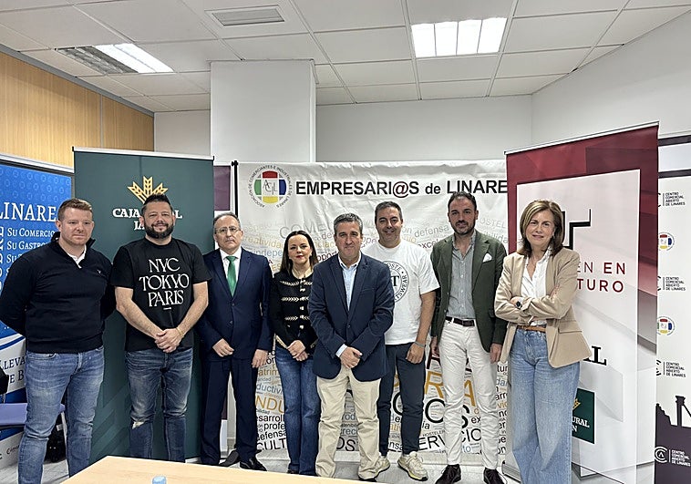 Linares 'late con fuerza' gracias al empuje de la industria, la apuesta por el comercio local y la hostelería