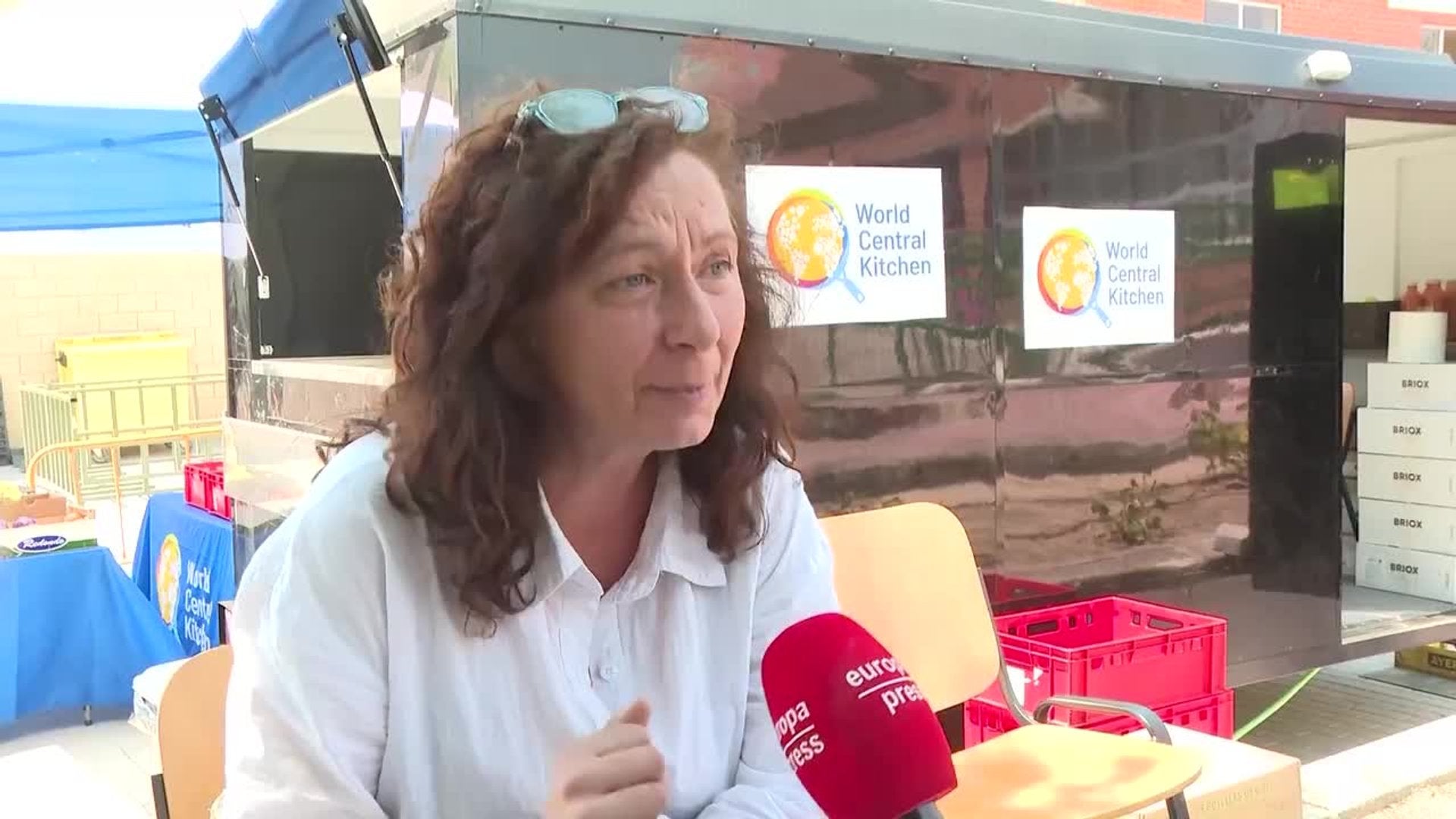 Los desalojados por los incendios en Villamanta destacan el "buen trato" recibido