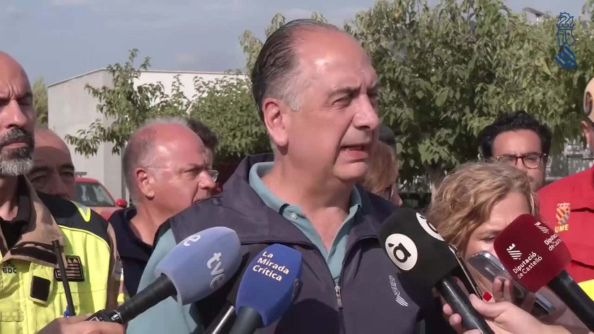 Valderrama confirma la buena evolución del incendio de Tírig gracias al trabajo de anoche