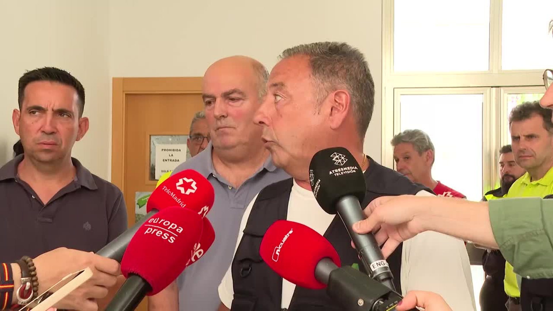 El incendio de Niebla (Huelva) todavía puede afectar a municipios de Sevilla como El Madroño