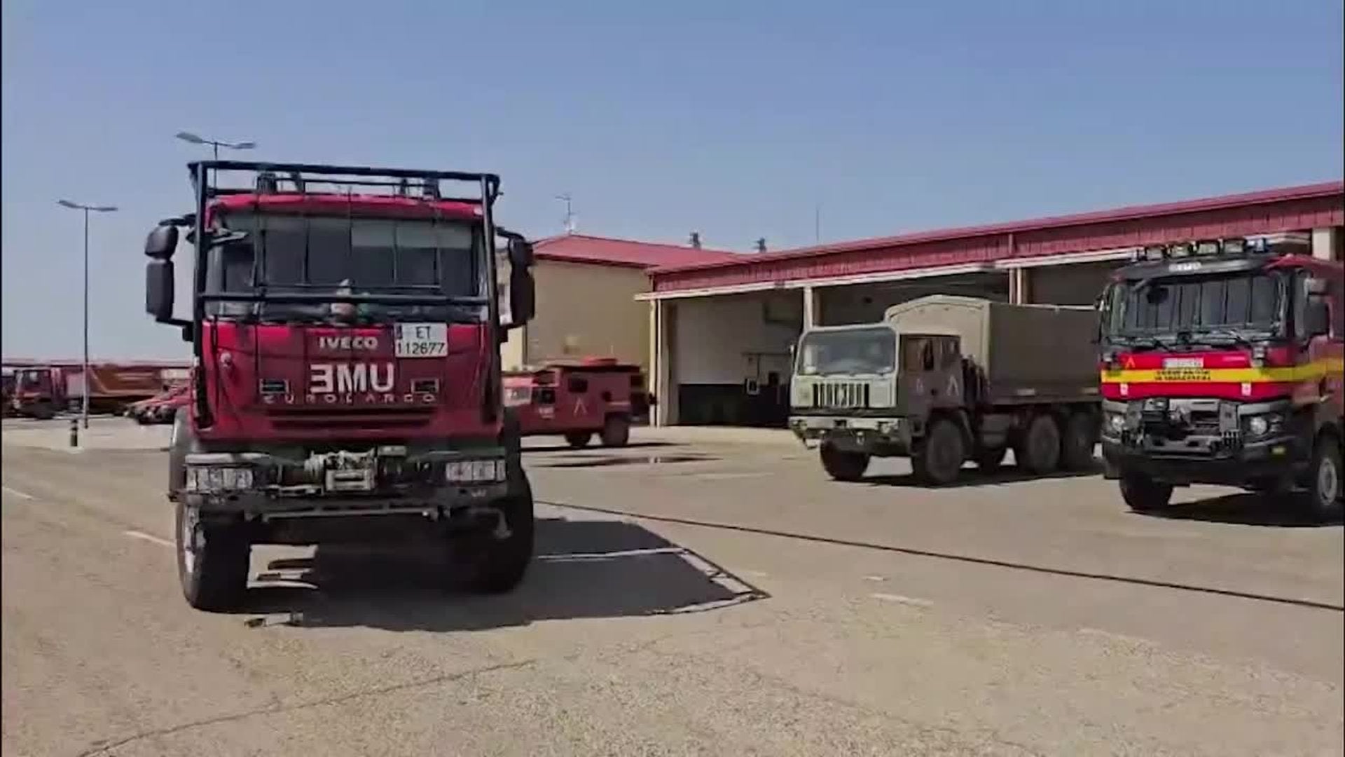 Preocupación en Riglos (Huesca) por el avance de las llamas hacia San Juan de la Peña