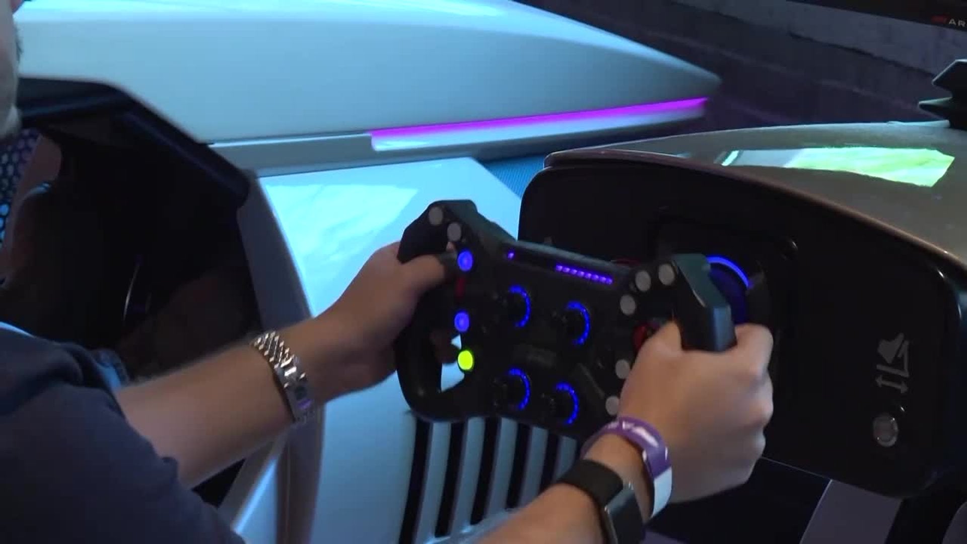 Simuladores, gastronomía y música: F1 Arcade conquista Madrid durante el Gran Premio | Ideal