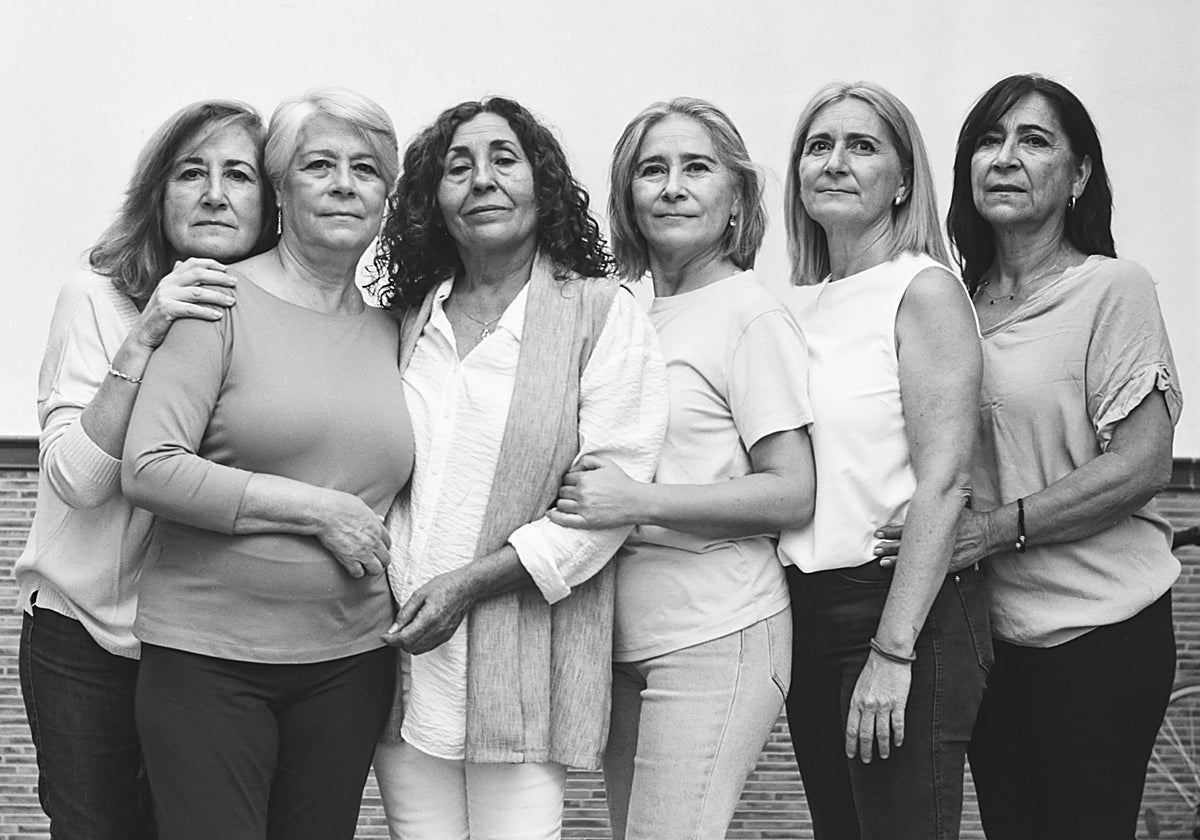 La colmena de las niñas es el nuevo proyecto fotográfico de Alba García Fijo.