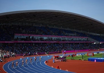Panor&aacute;mica durante una prueba de velocidad matinal en el Alexander Stadium de Birmingham.