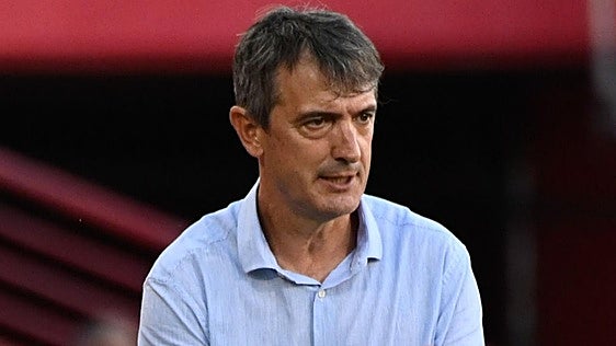 Pacheta: «Nos está costando llevar lo entrenado a los partidos»