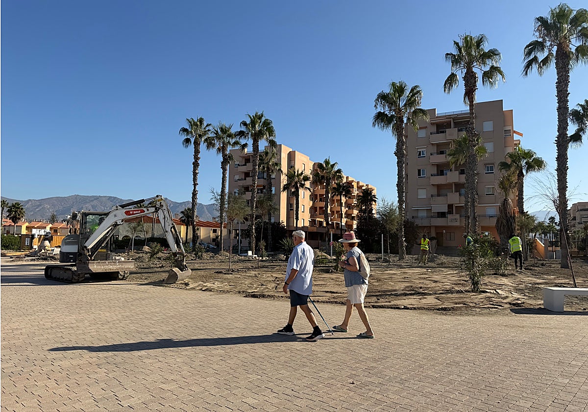 Las obras del paseo marítimo al 99% de ejecución en Salobreña.