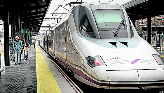 Cinco proyectos cambiarán el 'mapa' ferroviario de la provincia tras el verano