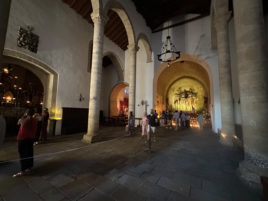 La imágenes de Baeza bajo la luz de las velas