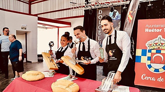 El pueblo de Granada que ha acogido a los mejores cortadores de jamón de toda España