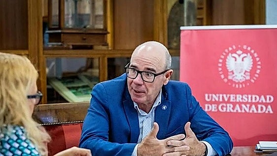 La UGR revisará sus protocolos de movilidad tras el asesinato de Claudia Tacoronte