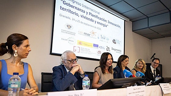Rocío Díaz destaca los avances del plan de ordenación del territorio en Andalucía