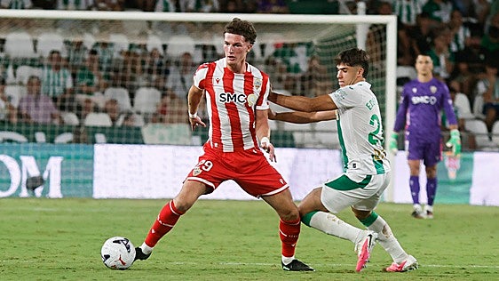 El calendario deja al Almería y otros muchos equipos sin piezas