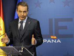 Zapatero, durante su comparecencia  de este mediodía en Bruselas. /EFE