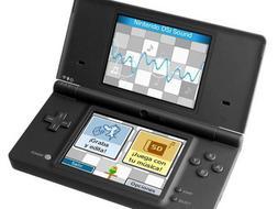 Los usuarios de Nintendo DSi pueden navegar por Internet desde la consola de forma intuitiva gracias al puntero y a la interfaz táctil./ Ep