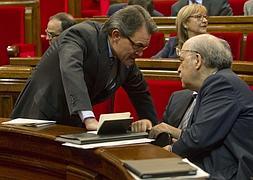 El presidente catalán, Artur Mas, en el Parlament. / Efe