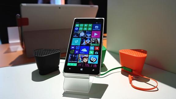 Detalle del nuevo Lumia 830. 