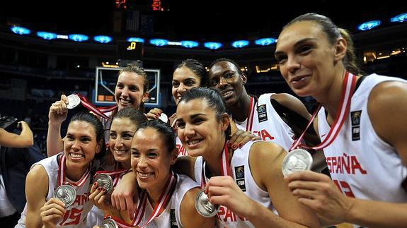Las jugadoras españolas, con la plata del Mundial. 