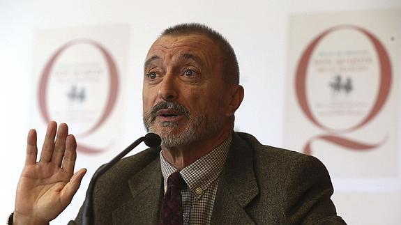 Arturo Pérez Reverte.