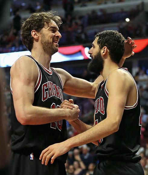 Pau Gasol y Nikola Mirotic. 