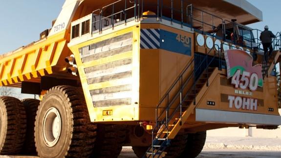 El GVW BelAZ alcanza los 64 km/h.