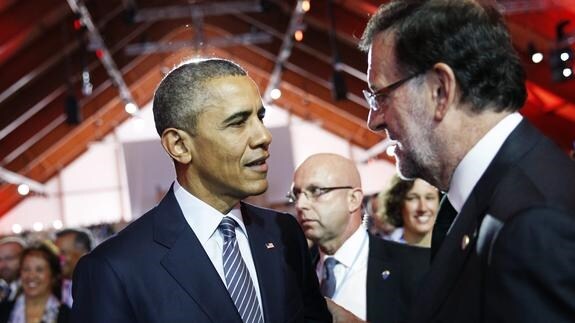 Barack Obama saluda a Mariano Rajoy. 