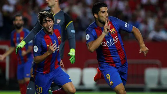 Luis Suárez celebra un gol. 