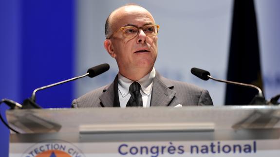 El ministro francés del Interior, Bernard Cazeneuve. 