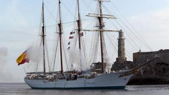 El buque escuela español 'Juan Sebastián Elcano'.