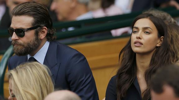 Cooper (i) y Shayk, en WImbledon. 