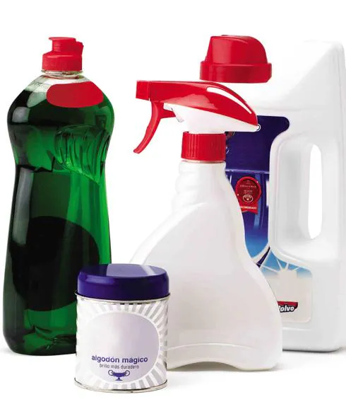 Los productos de limpieza también contaminan el aire doméstico.