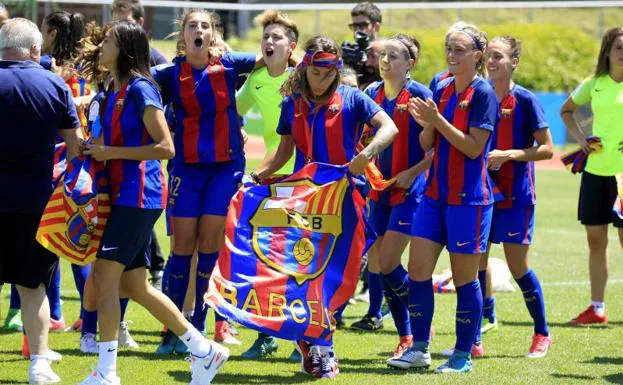 Las jugadoras del Barcelona celebran su título de Copa. 