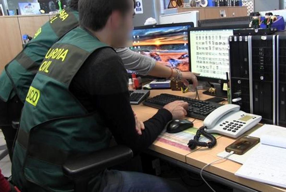 Detenido en Vitoria por distribuir imágenes de abusos sexuales a menores por internet