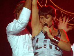 La cantante granadina Rosa López durante el concierto que ofreció en Loja el apsado año dentro de su gira 'Me siento viva'. CHAPA
