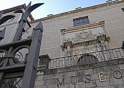 El Museo Provincial de Jaén incorpora 24 nuevas obras del pintor Manuel Angeles Ortiz