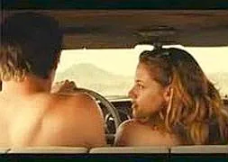Kristen Stewart, mírala desnuda en su nueva película (vídeo)