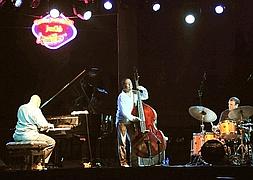 El pianista Kenny Barron recibe en Almuñécar la primera medalla del Festival Jazz en la Costa