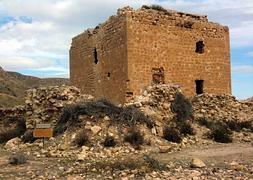 El juez ordena al Ayuntamiento de Níjar que adopte medidas de conservación y recuperación en la Torre de los Alumbres