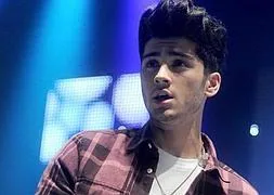 One Direction, Zayn Malik abandona Twitter insultado por ser musulmán