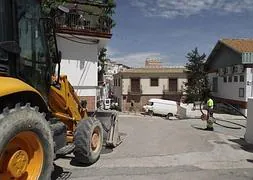 Trabajos en la calle Virgen de la Cabeza. :: I. S.