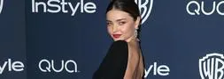 Miranda Kerr, sin ropa interior en los Globos de Oro (foto)