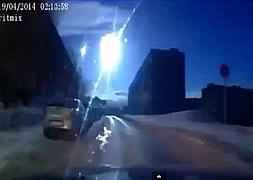 Vídeo: Un meteorito ilumina el cielo de Rusia y finalmente cae en Murmansk